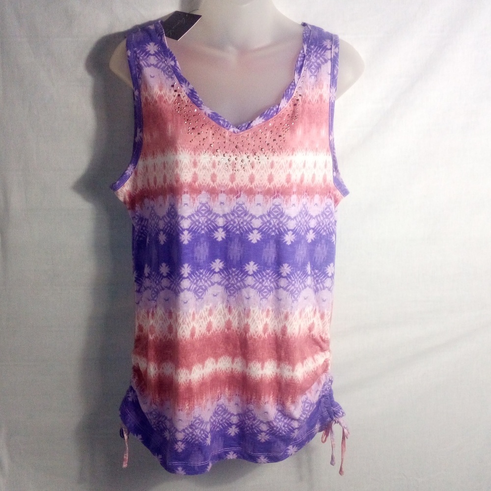NWT GLORIA VANDERBUILT TOP SIZE M